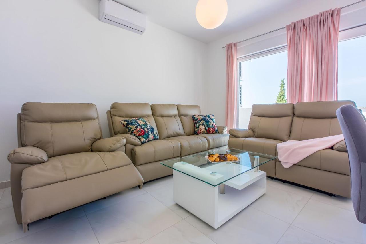 Apartments Cvetkovic Crikvenica Eksteriør bilde