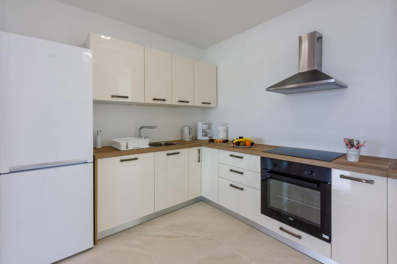 Apartments Cvetkovic Crikvenica Eksteriør bilde