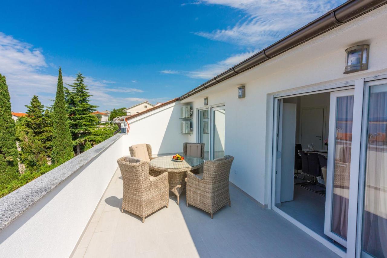 Apartments Cvetkovic Crikvenica Eksteriør bilde