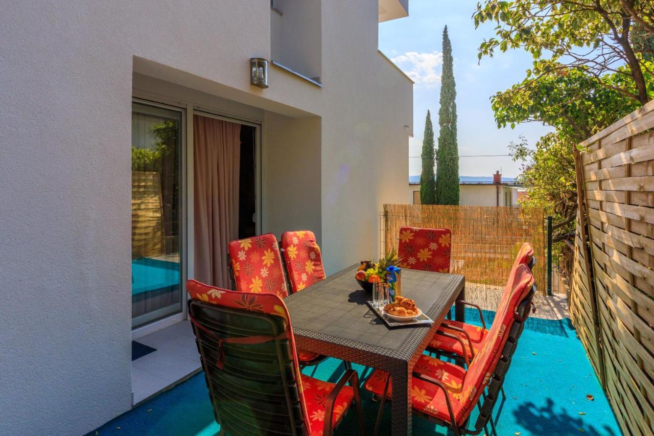 Apartments Cvetkovic Crikvenica Eksteriør bilde