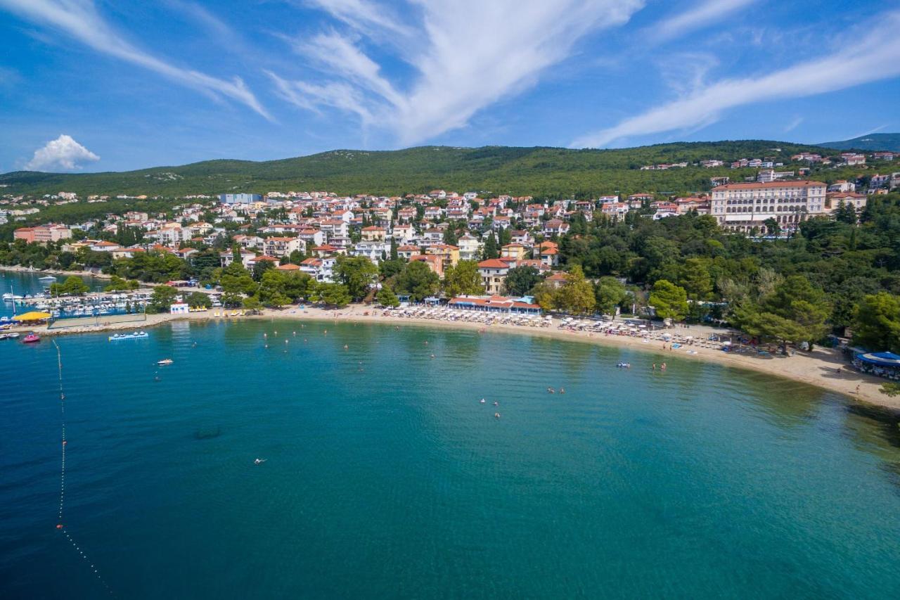 Apartments Cvetkovic Crikvenica Eksteriør bilde
