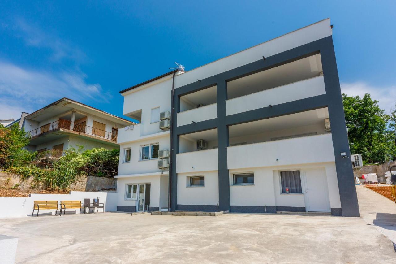 Apartments Cvetkovic Crikvenica Eksteriør bilde