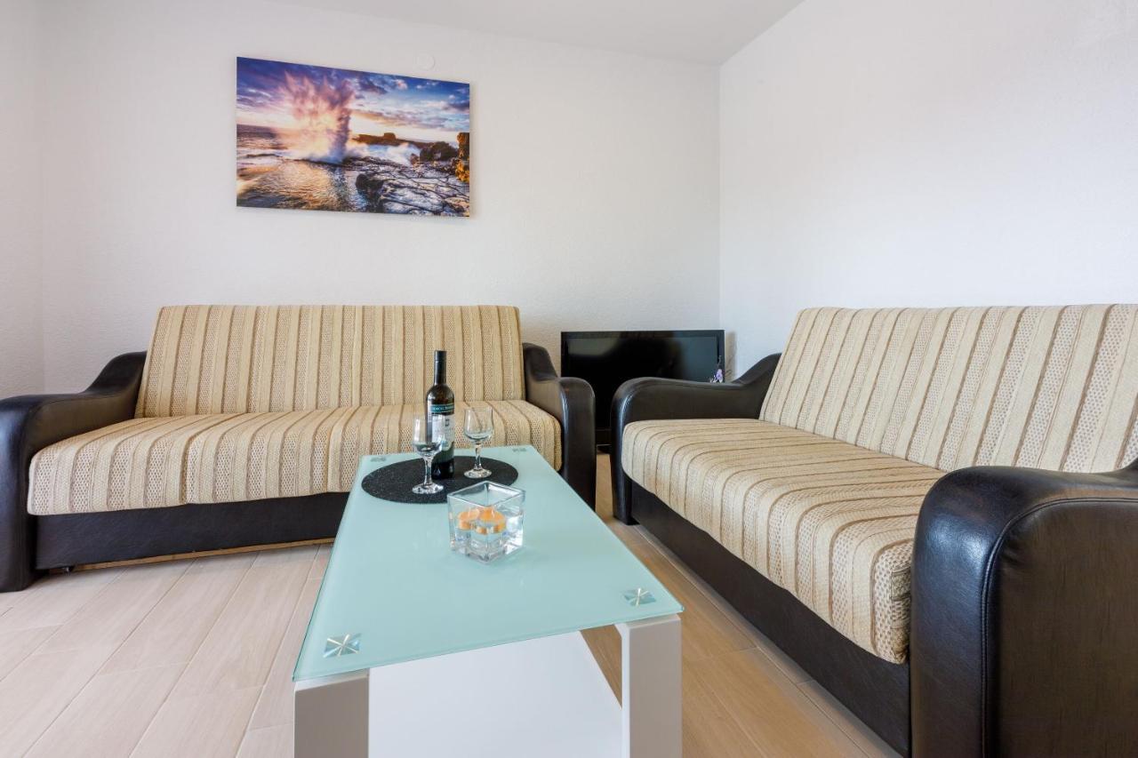 Apartments Cvetkovic Crikvenica Eksteriør bilde