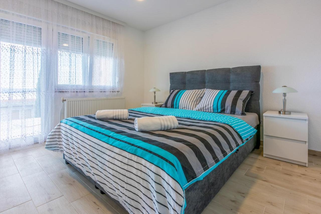 Apartments Cvetkovic Crikvenica Eksteriør bilde